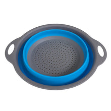 Kitchen strainer with foldable design